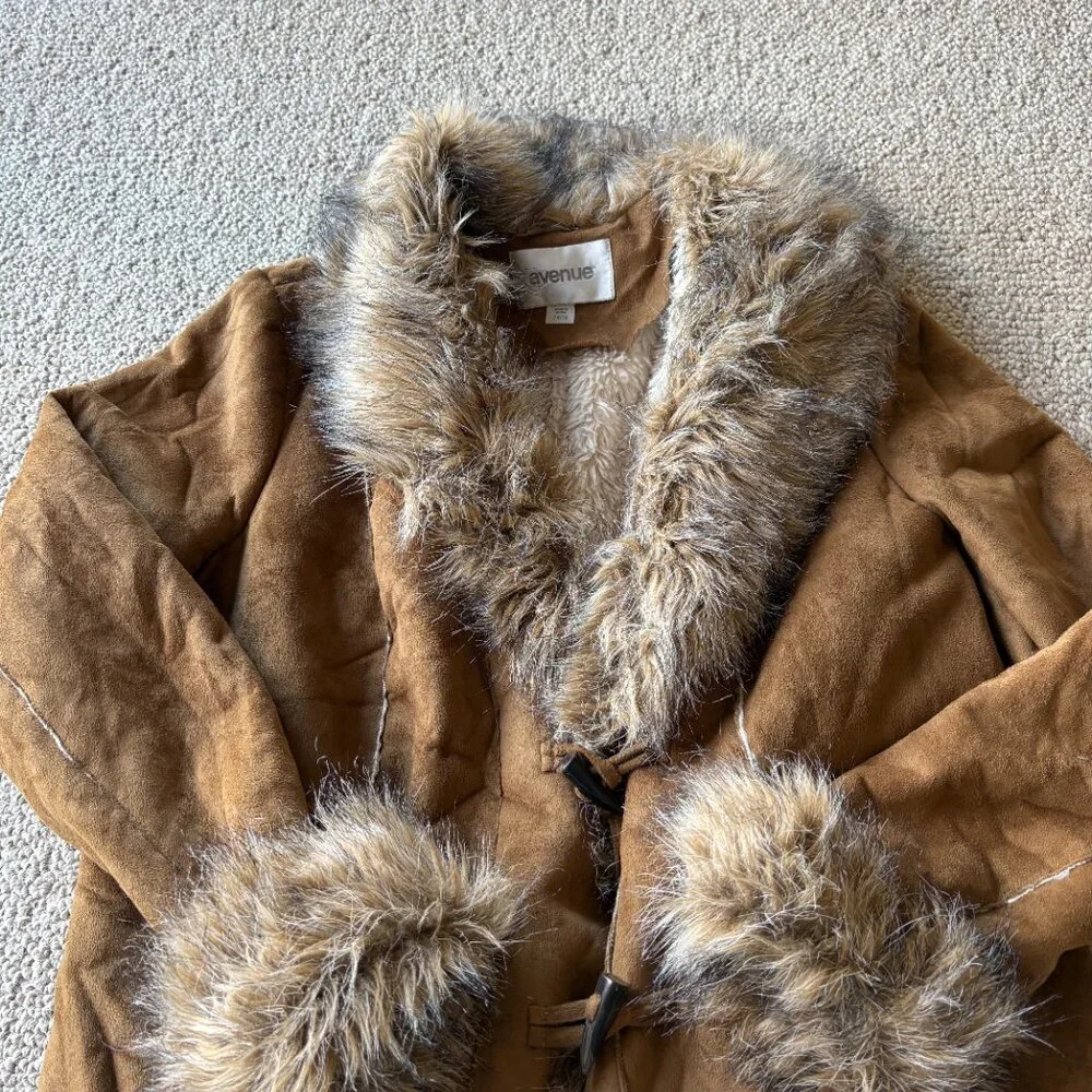 Avenue Faux Suede Shearling Coat – Penny Lane Style – Size 14/16 - Picture 3 of 11